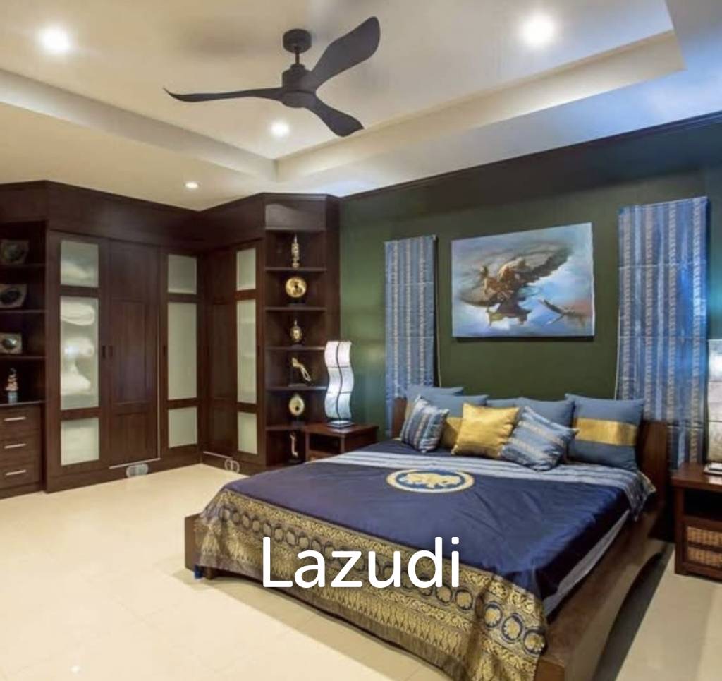 AVENUE 88 : renovated 3 bed pool villa