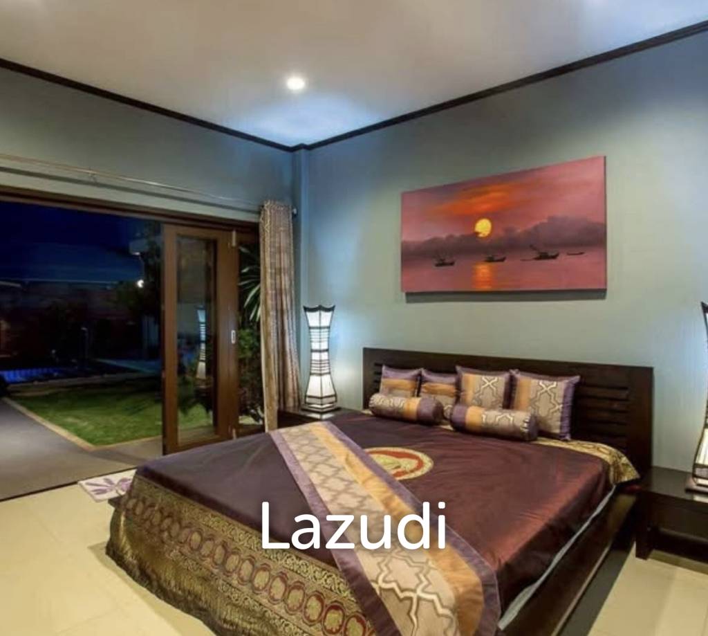 AVENUE 88 : renovated 3 bed pool villa