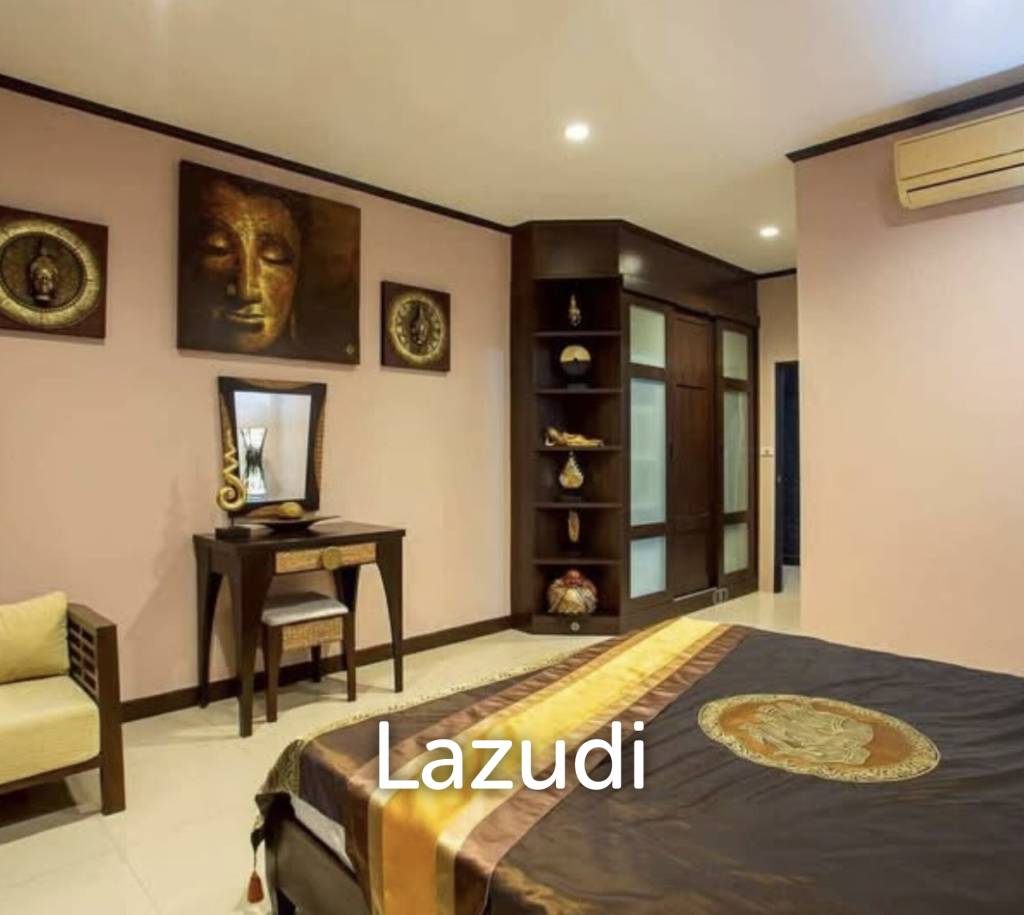 AVENUE 88 : renovated 3 bed pool villa