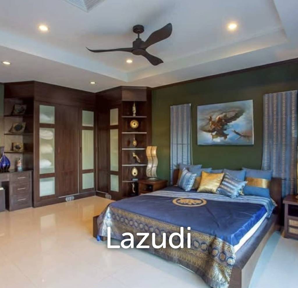 AVENUE 88 : renovated 3 bed pool villa