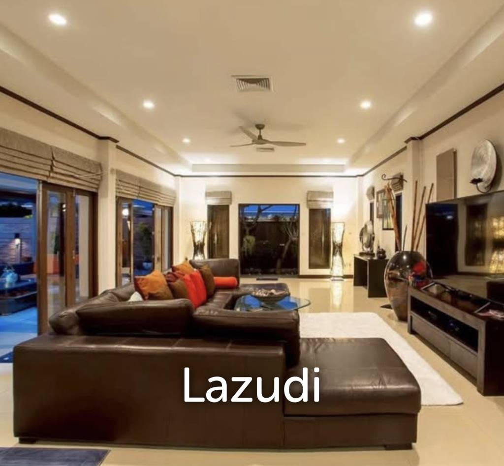 AVENUE 88 : renovated 3 bed pool villa