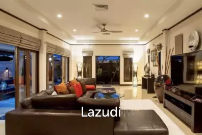 AVENUE 88 : renovated 3 bed pool villa