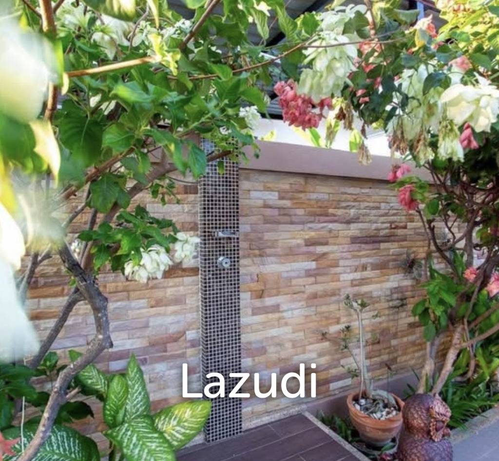 AVENUE 88 : renovated 3 bed pool villa