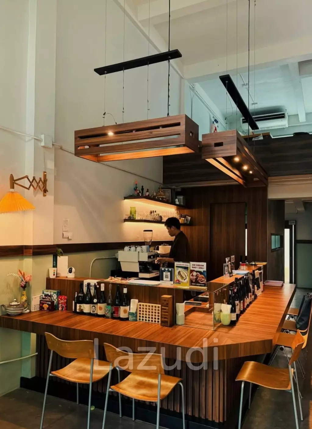 Cafe/Restaurant with kitchen Close to BTS On Nut   Shop space with kitchen in a low-rise apartment