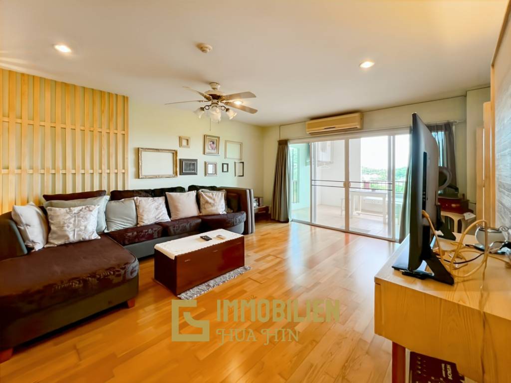 คอนโด 2 ห้องนอน ขนาด 115 ตร.ม. ที่ Blue Mountain พร้อมเฟอร์นิเจอร์ครบ