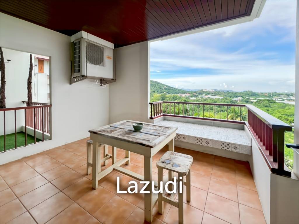 Blue Mountain : Spacious 2-Bedroom Condo with Scenic Views in Hua Hin