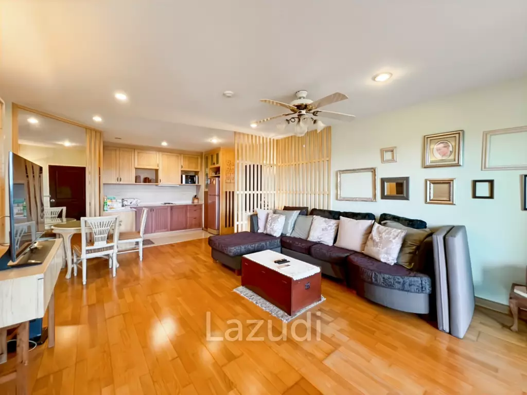 Blue Mountain : Spacious 2-Bedroom Condo with Scenic Views in Hua Hin