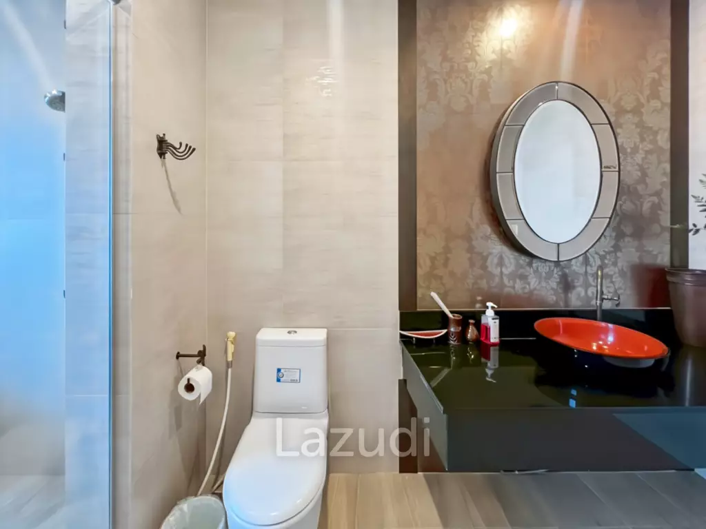 Blue Mountain : Spacious 2-Bedroom Condo with Scenic Views in Hua Hin