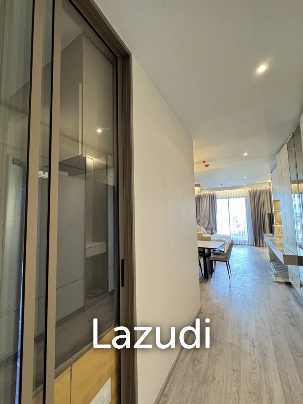 2 Bed 2 Bath 85 SQ.M RHYTHM Ekkamai Estate