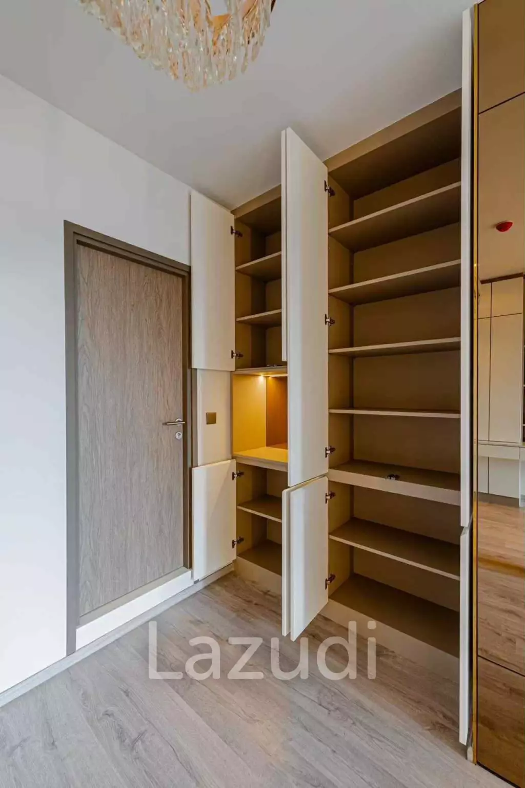 2 Bed 2 Bath 85 SQ.M RHYTHM Ekkamai Estate