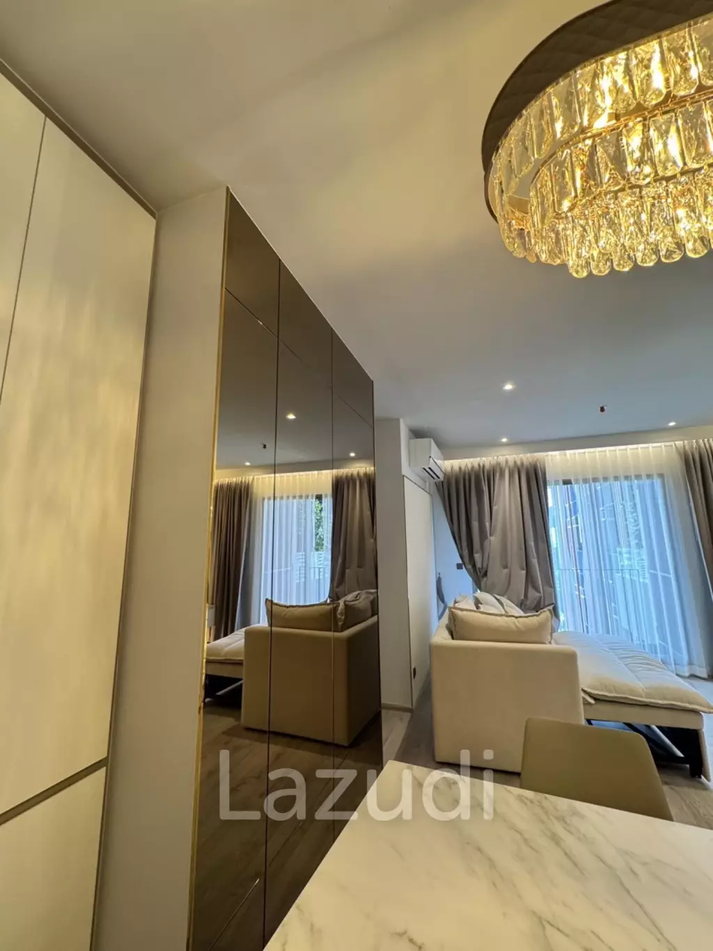 2 Bed 2 Bath 85 SQ.M RHYTHM Ekkamai Estate