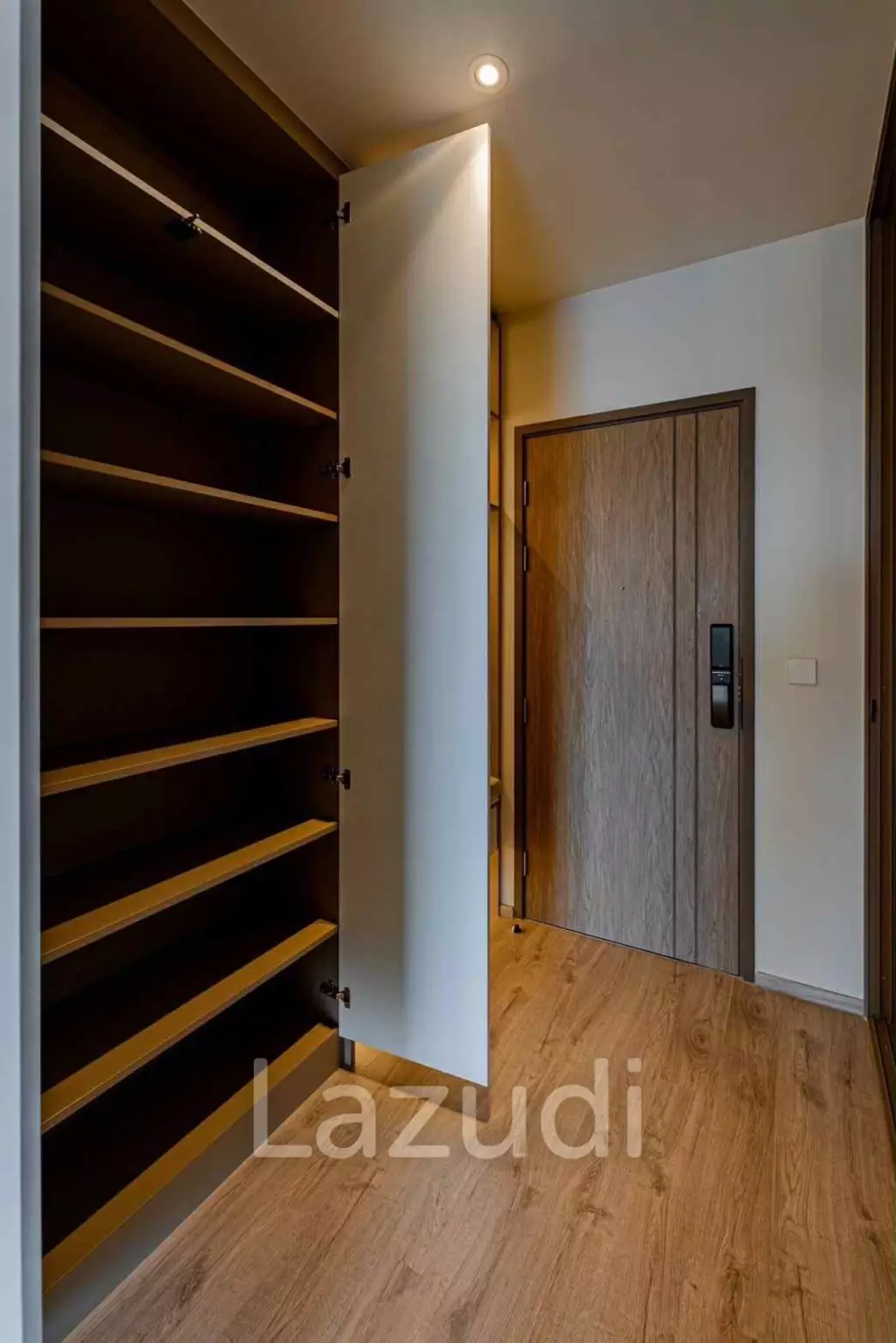 2 Bed 2 Bath 85 SQ.M RHYTHM Ekkamai Estate