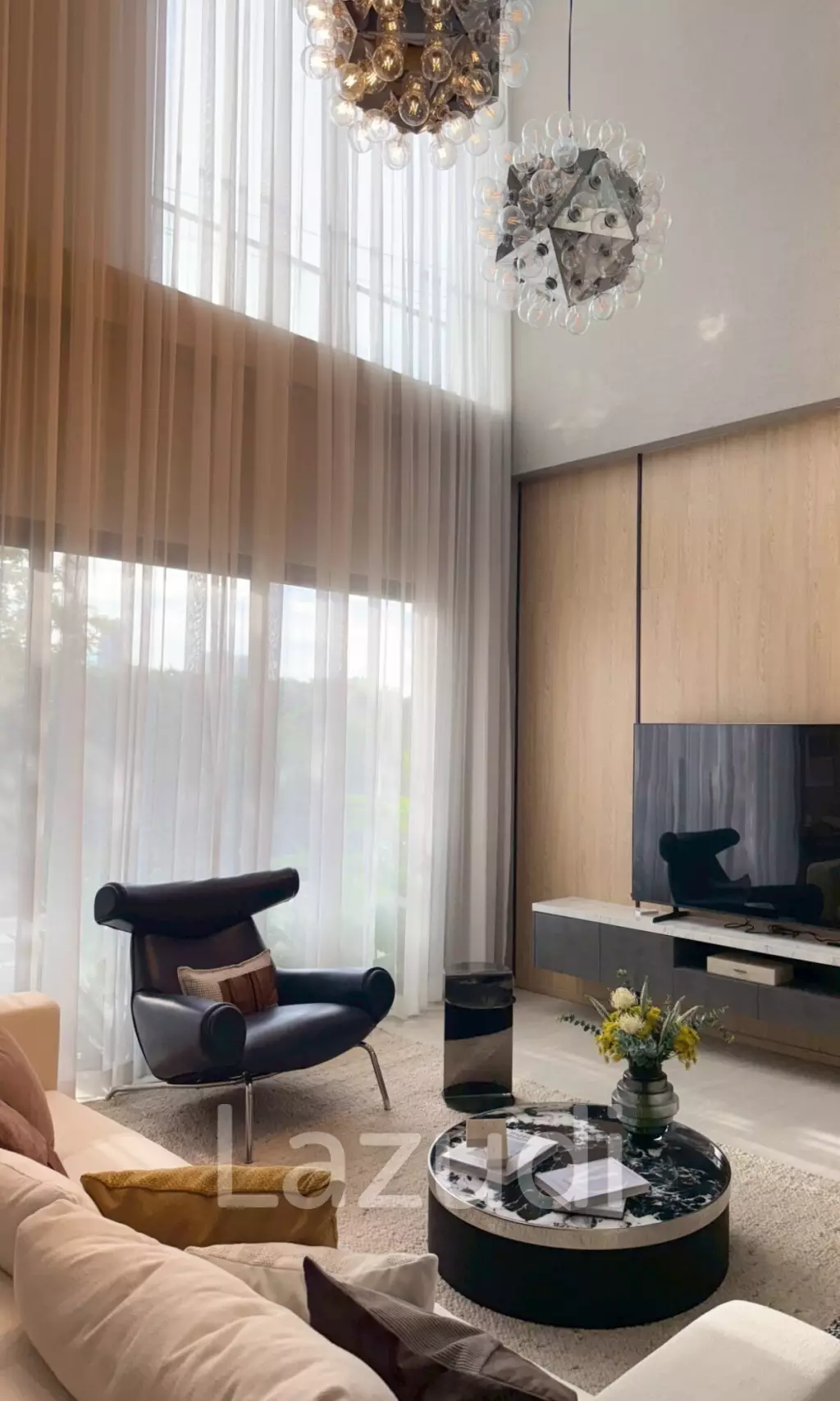 4 Bedrooms 6 Bathrooms 375 SQ.M. Luxury Vista Villa Pattaya