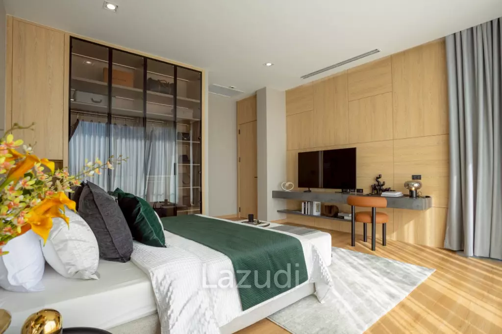 4 Bedrooms 6 Bathrooms 425 SQ.M. Luxury Vista Villa Pattaya