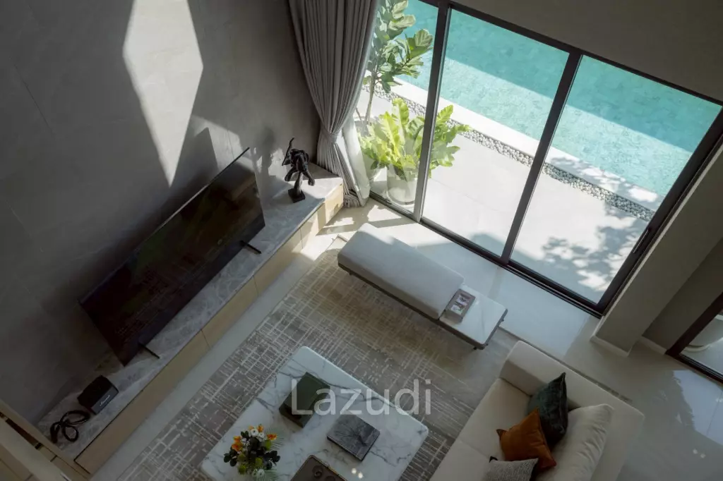 4 Bedrooms 6 Bathrooms 425 SQ.M. Luxury Vista Villa Pattaya