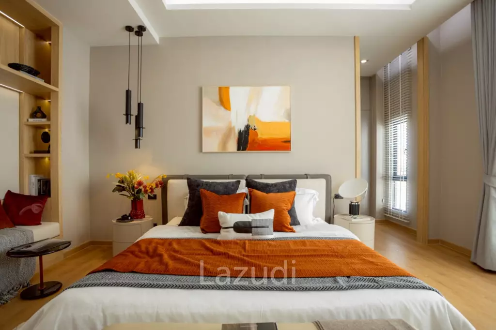 4 Bedrooms 6 Bathrooms 425 SQ.M. Luxury Vista Villa Pattaya