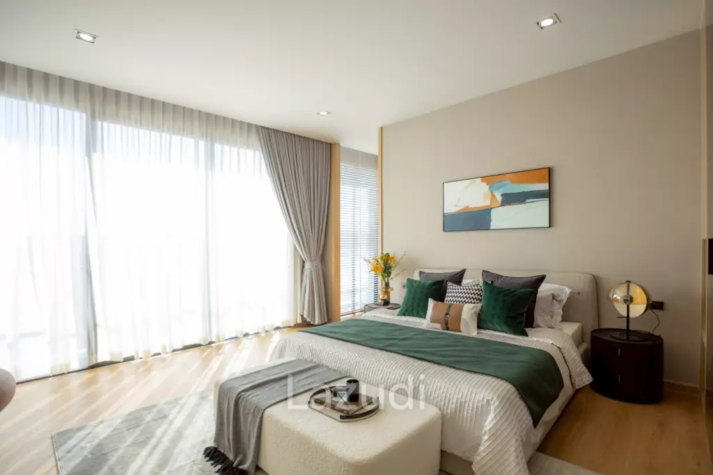 4 Bedrooms 6 Bathrooms 425 SQ.M. Luxury Vista Villa Pattaya
