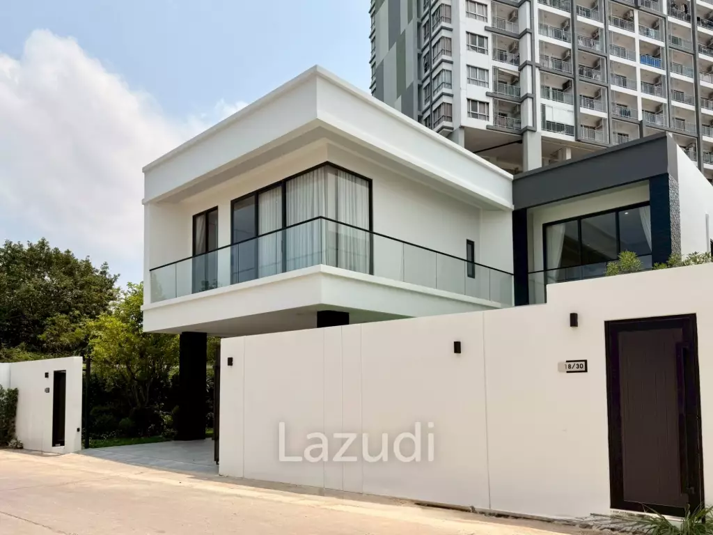 4 Bedrooms 6 Bathrooms 402 SQ.M. Luxury Vista Villa Pattaya