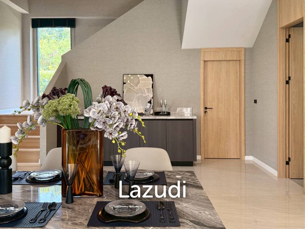 4 Bedrooms 6 Bathrooms 402 SQ.M. Luxury Vista Villa Pattaya