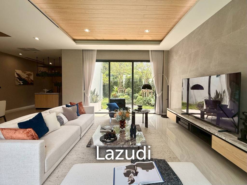 4 Bedrooms 6 Bathrooms 402 SQ.M. Luxury Vista Villa Pattaya