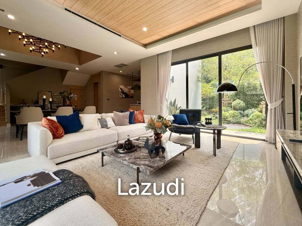 4 Bedrooms 6 Bathrooms 402 SQ.M. Luxury Vista Villa Pattaya