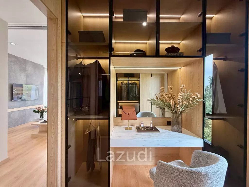 4 Bedrooms 6 Bathrooms 402 SQ.M. Luxury Vista Villa Pattaya