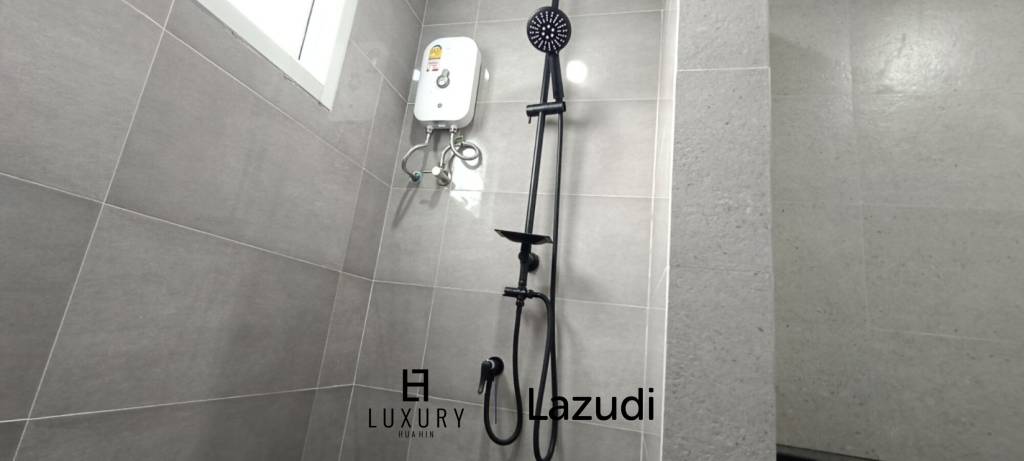 Hin Lek Fai: 4 Bedrooms, 3 Bathrooms for Sale