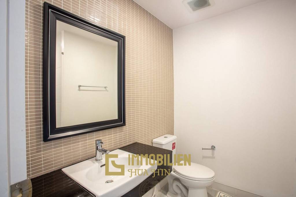 2-Schlafzimmer-Eigentumswohnung in Hua Hin mit Strandzugang