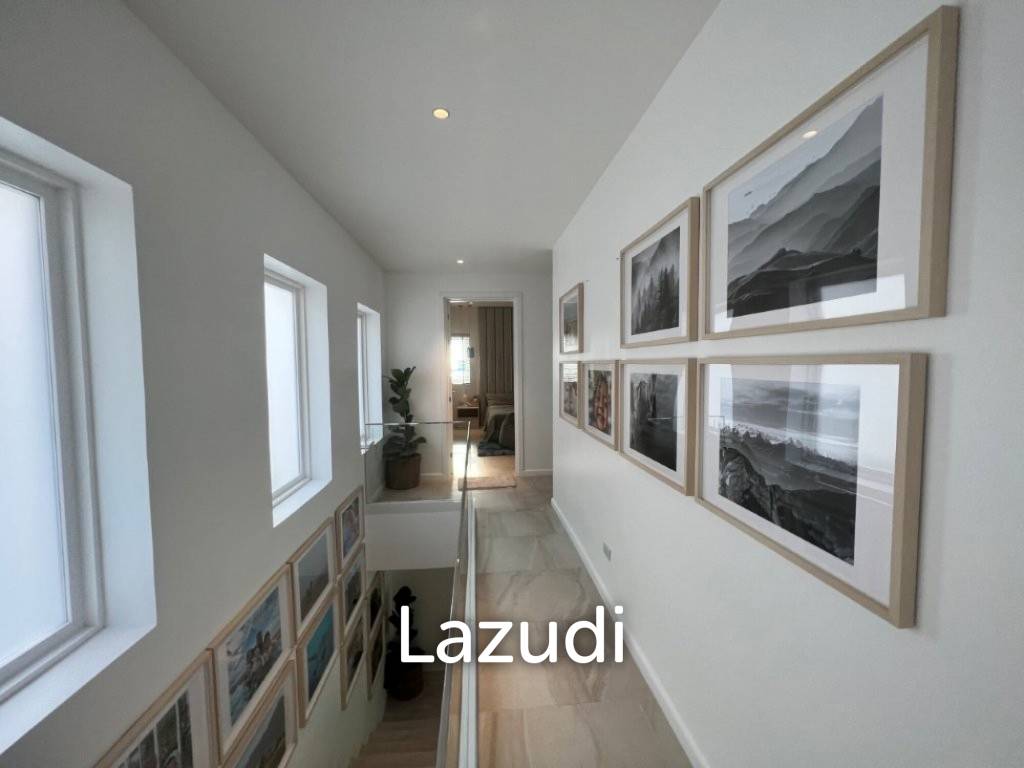 VINEYARDS : Luxury Fully renovated 4 bed pool villa close to town