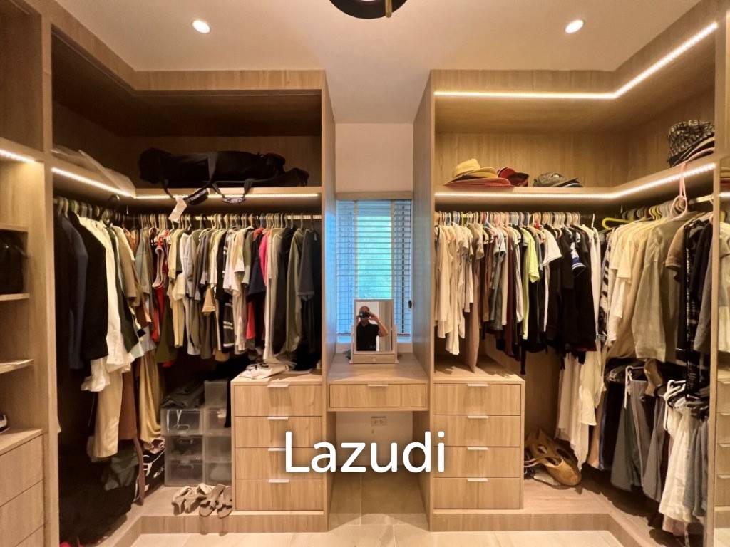 VINEYARDS : Luxury Fully renovated 4 bed pool villa close to town