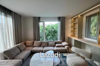 VINEYARDS : Luxury Fully renovated 4 bed pool villa close to town