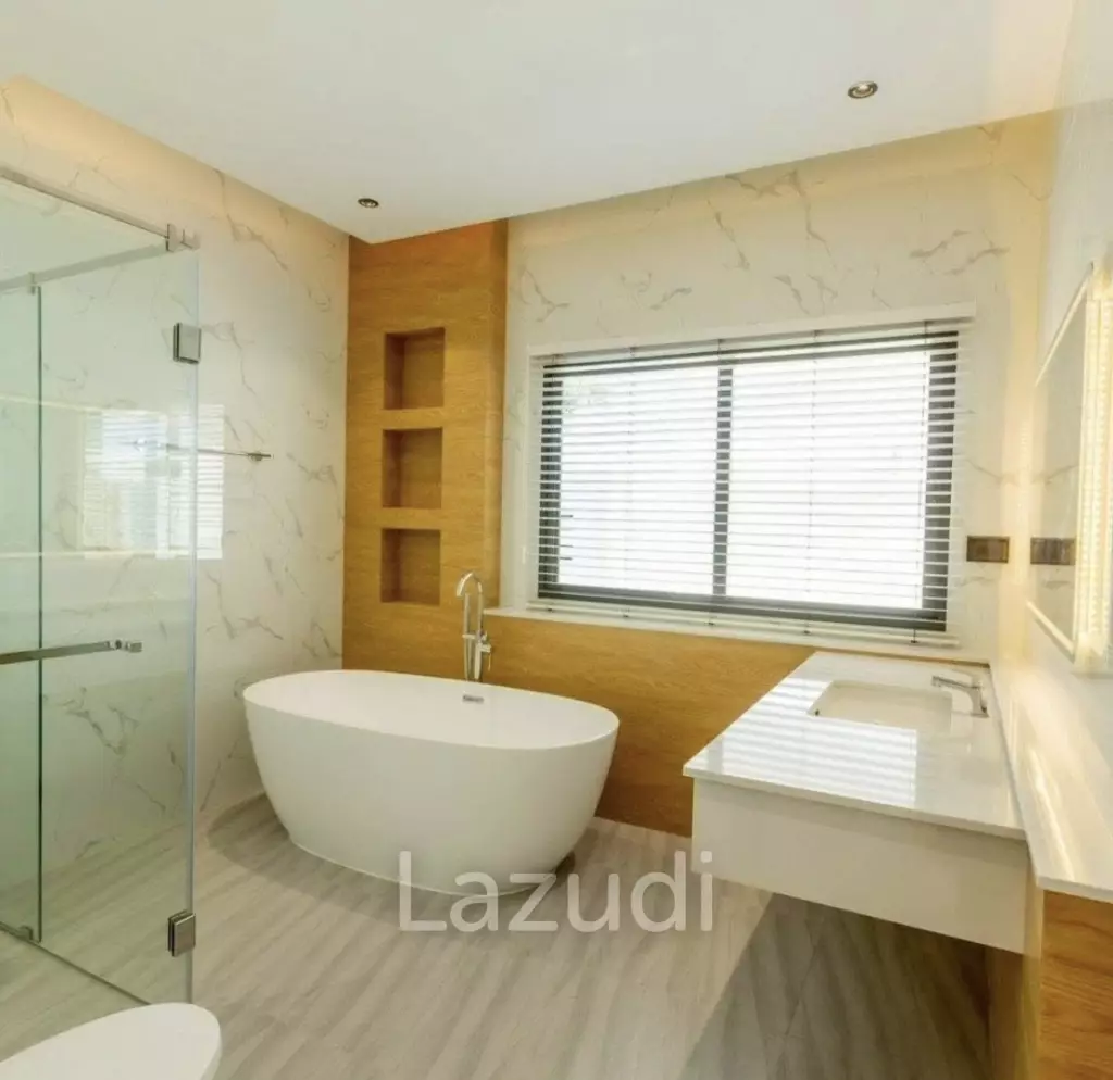 SOI 88 : Good value 3 bed pool villa only 2 available