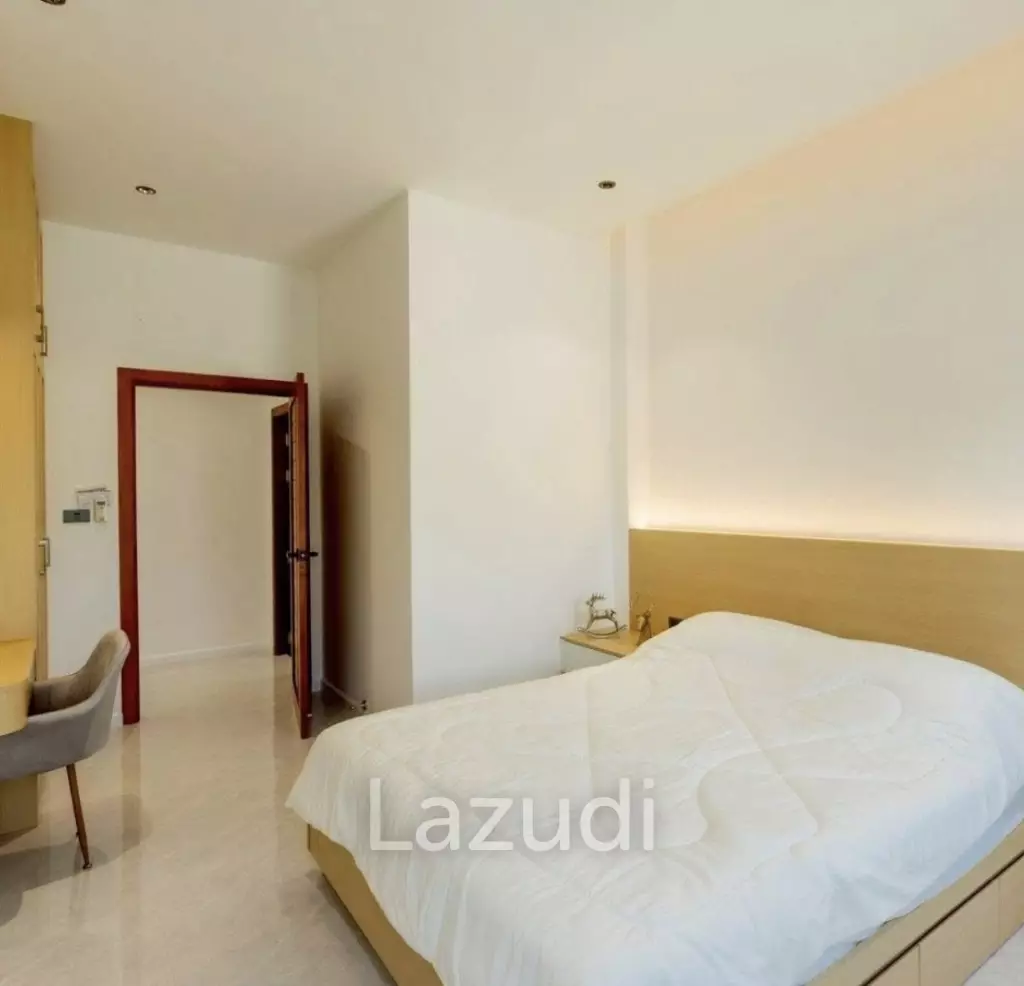 SOI 88 : Good value 3 bed pool villa only 2 available