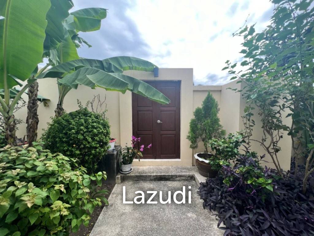 THE VIEWS : Luxury 3 bed pool villa with great views