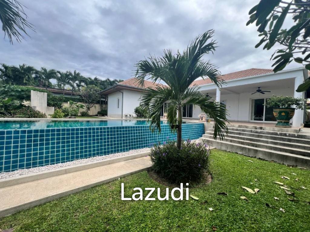 THE VIEWS : Luxury 3 bed pool villa with great views