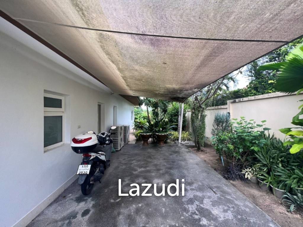 THE VIEWS : Luxury 3 bed pool villa with great views