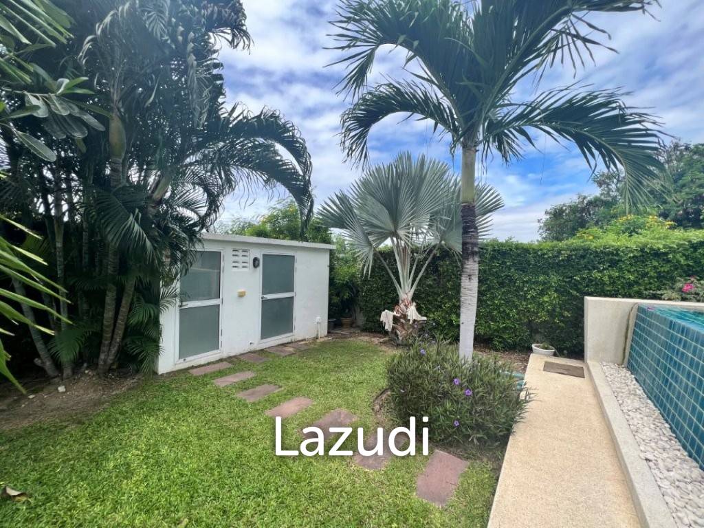 THE VIEWS : Luxury 3 bed pool villa with great views