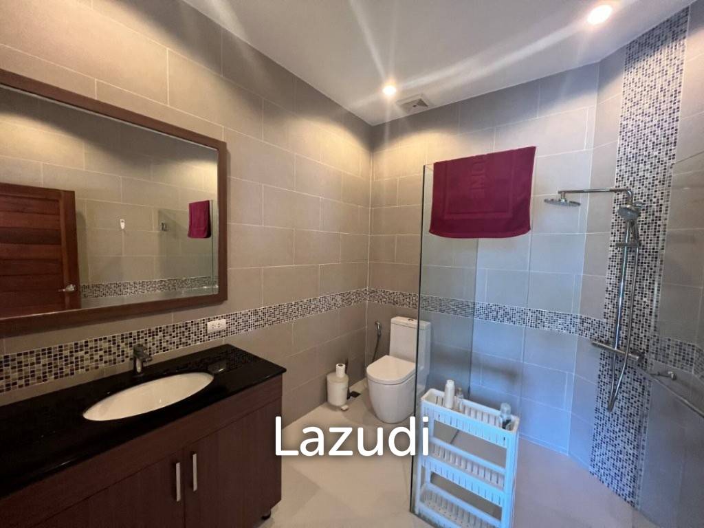 THE VIEWS : Luxury 3 bed pool villa with great views