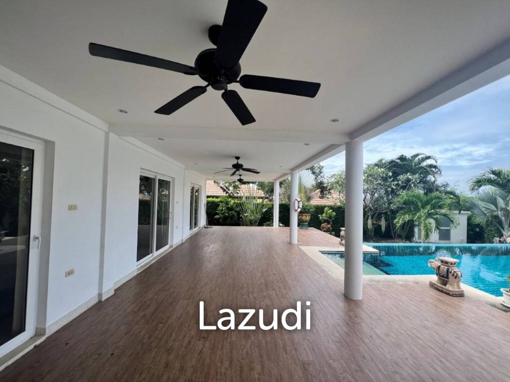 THE VIEWS : Luxury 3 bed pool villa with great views