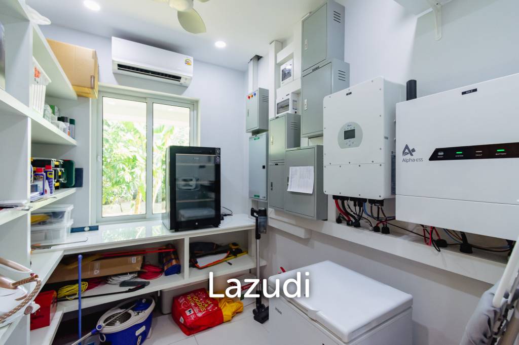 2,544 ตร.ม 3 เตียง 4 อาบน้ำ วิลล่า For ขาย