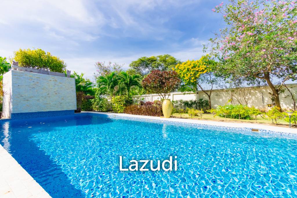 2,544 ตร.ม 3 เตียง 4 อาบน้ำ วิลล่า For ขาย