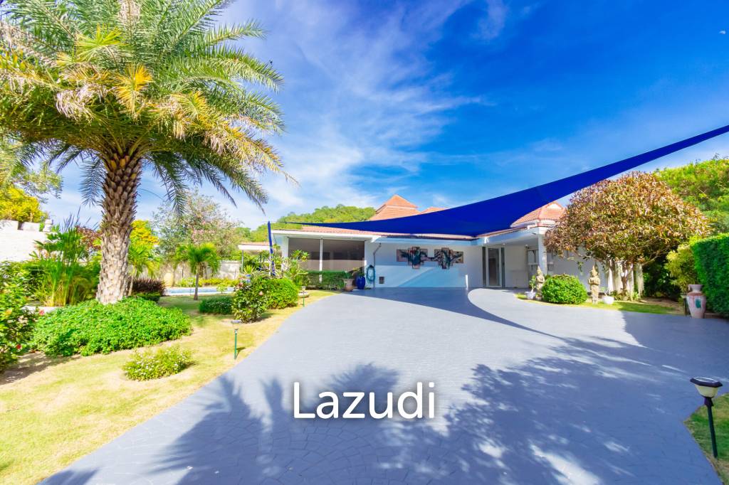 2,544 ตร.ม 3 เตียง 4 อาบน้ำ วิลล่า For ขาย