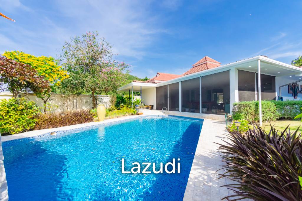 2,544 ตร.ม 3 เตียง 4 อาบน้ำ วิลล่า For ขาย