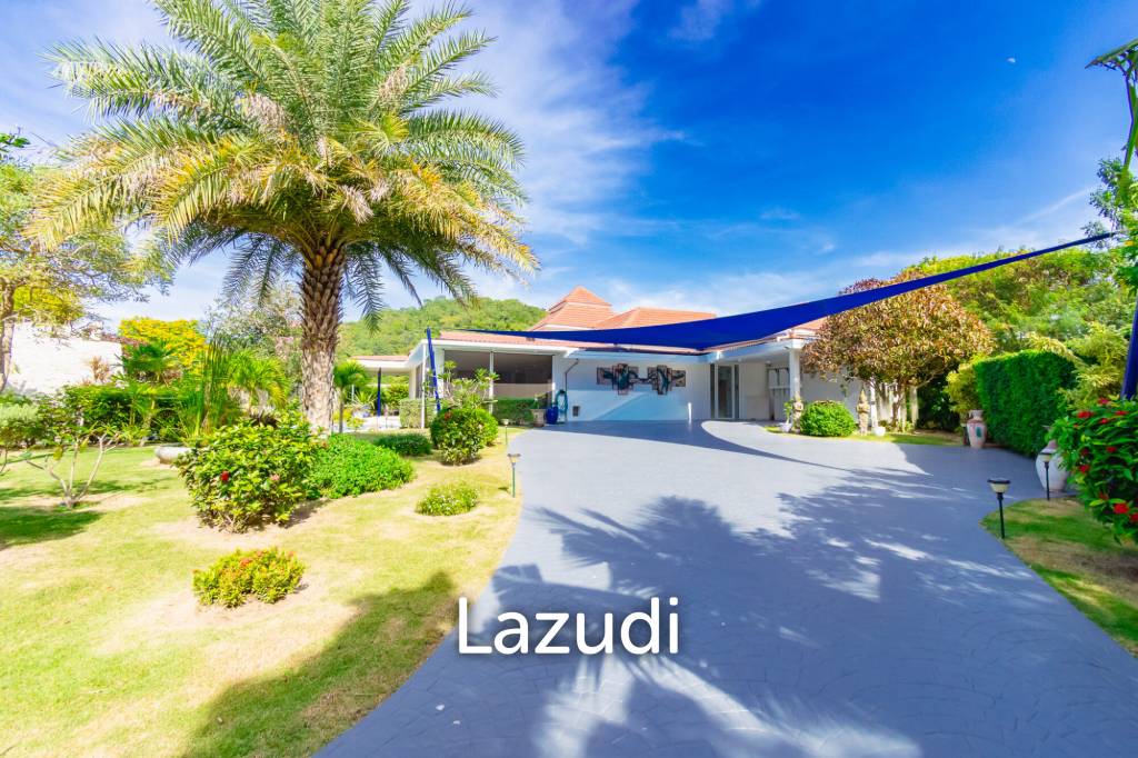 2,544 ตร.ม 3 เตียง 4 อาบน้ำ วิลล่า For ขาย