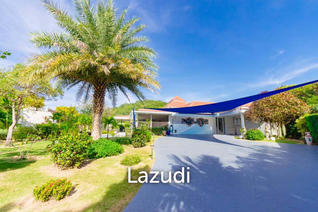 2,544 ตร.ม 3 เตียง 4 อาบน้ำ วิลล่า For ขาย