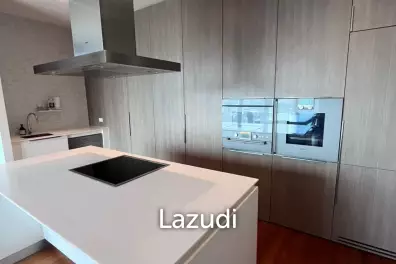 3 Bedroom 3 Bathroom 162.37 Sq.m 185 Rajadamri