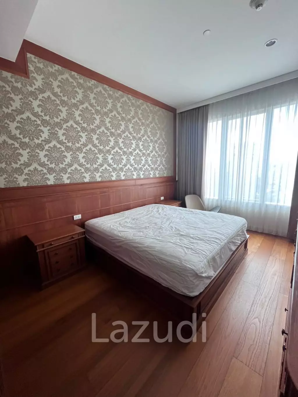 3 Bedroom 3 Bathroom 162.37 Sq.m 185 Rajadamri