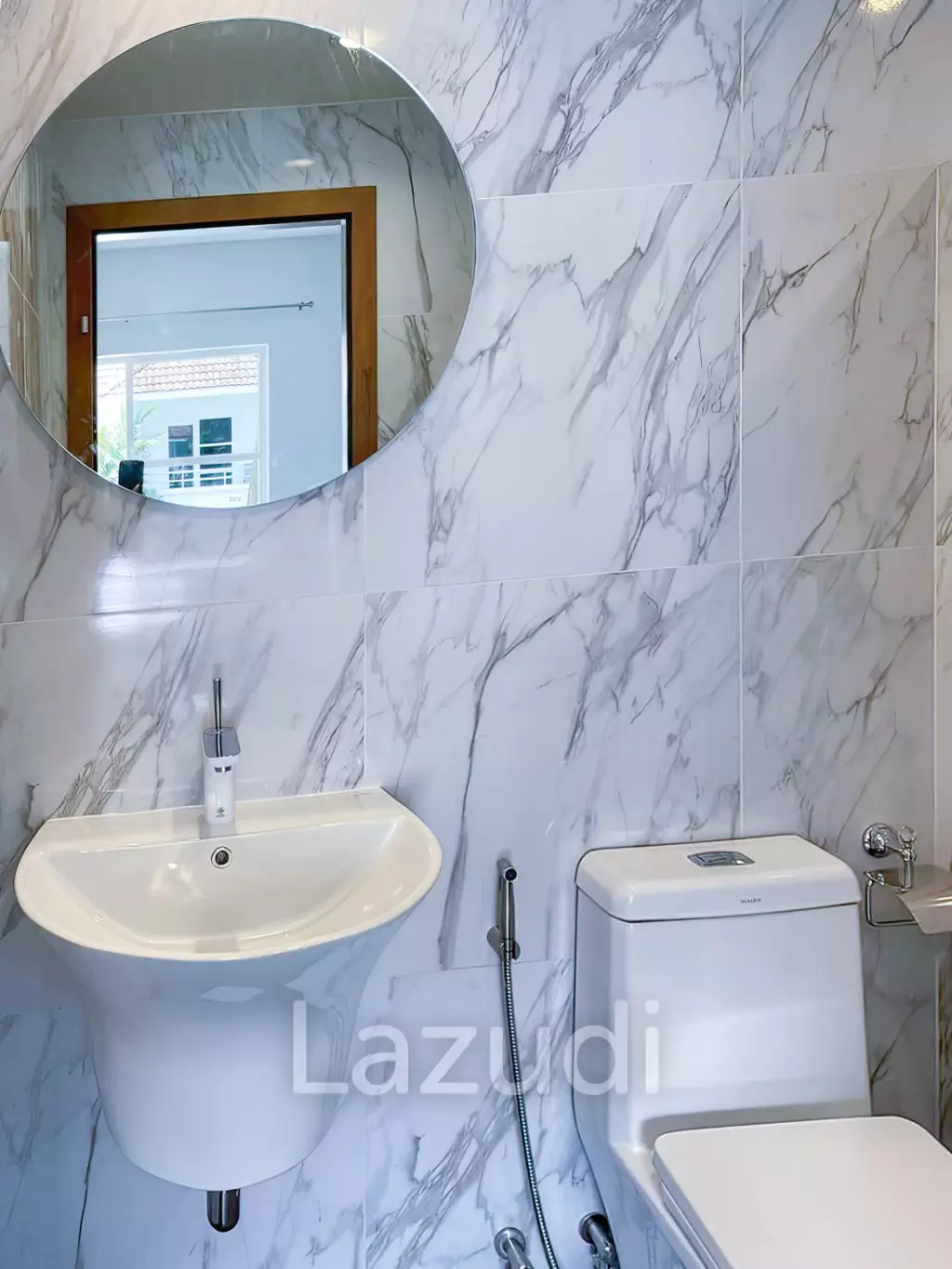 Your tropical retreat with great investment potential!