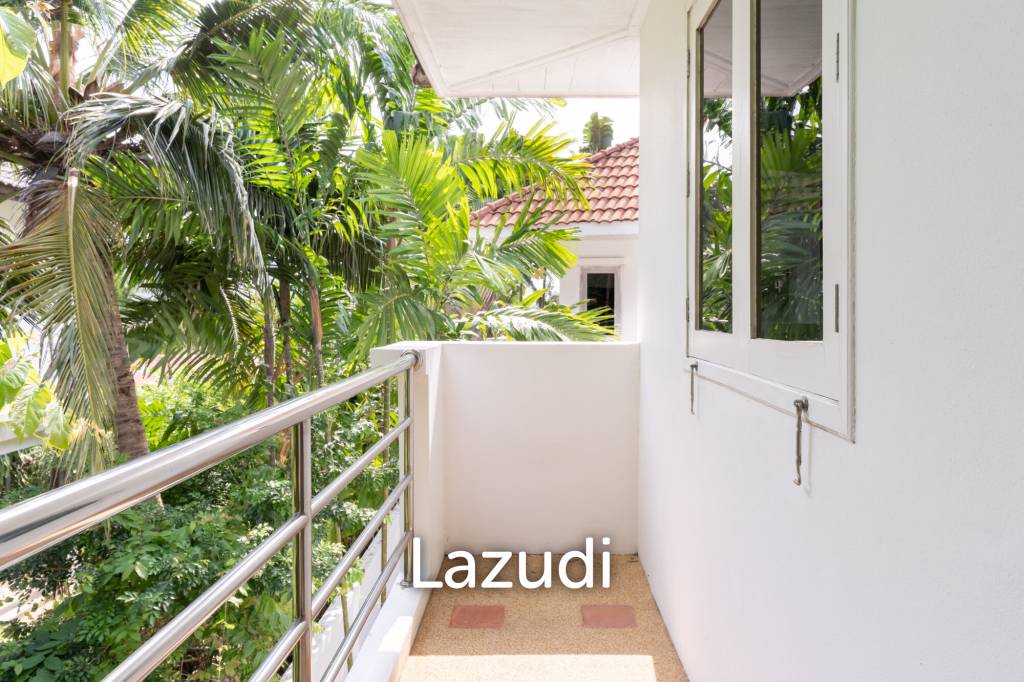 Your tropical retreat with great investment potential!