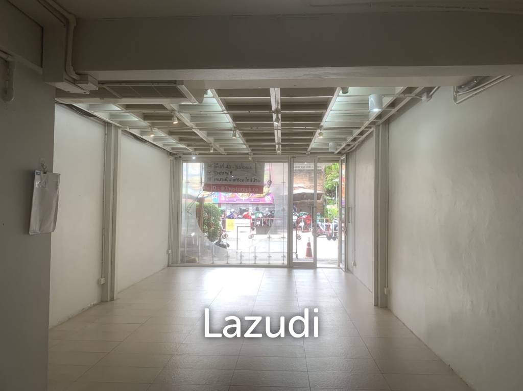 Prime Retail Space in Vibrant Bangkok District